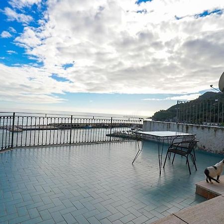 Ferienwohnung Casa Panoramica Con Terrazzo Cetara Exterior foto